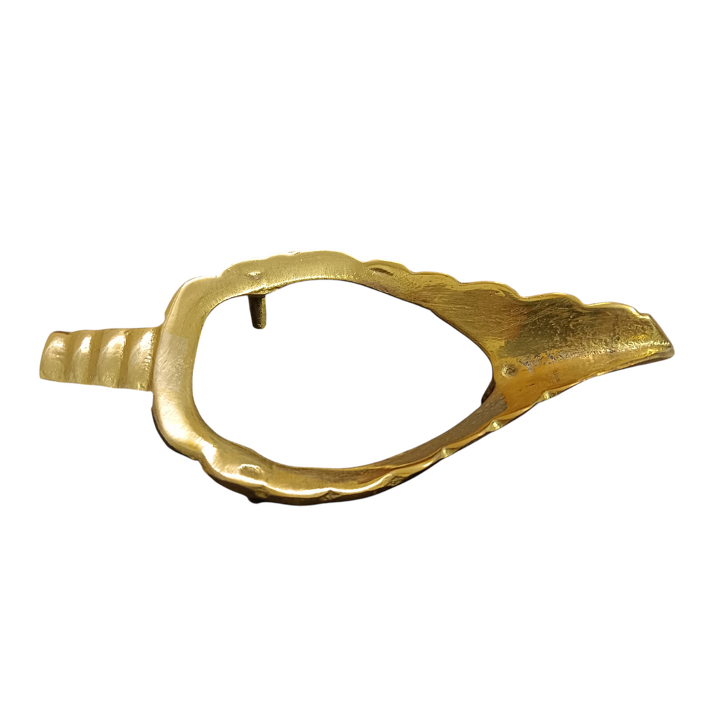 Brass Shankh Stand – Elegant & Durable Support for Your Sacred Conch (Suitable for 4 to 6 Inch Shankh)